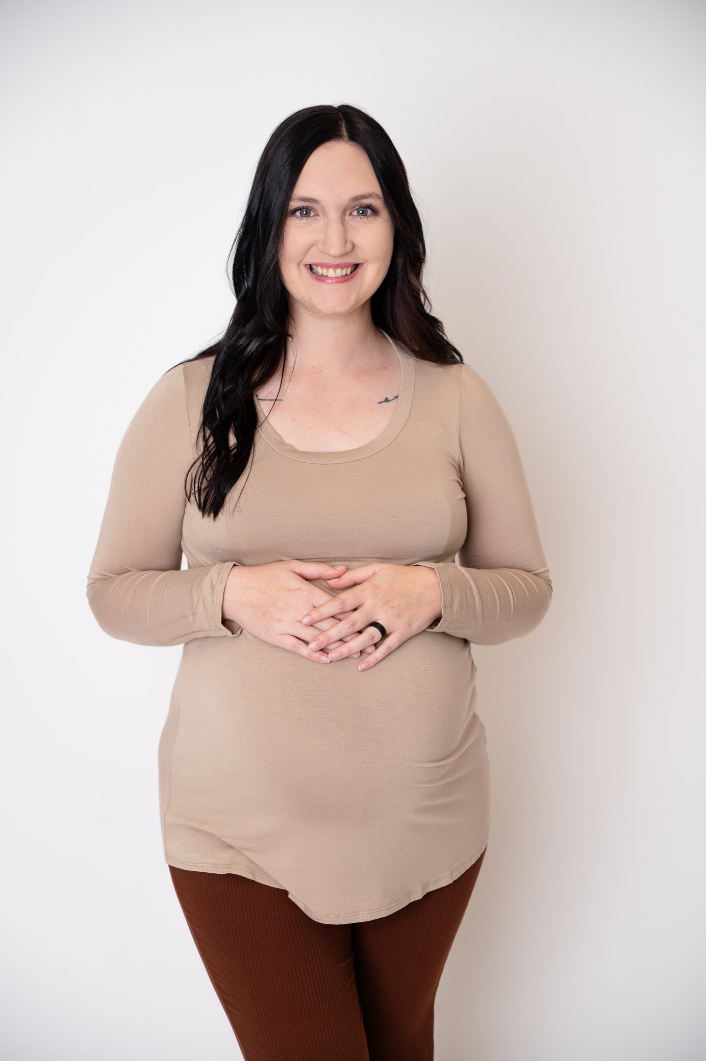 Basic Solid Knit Maternity Top